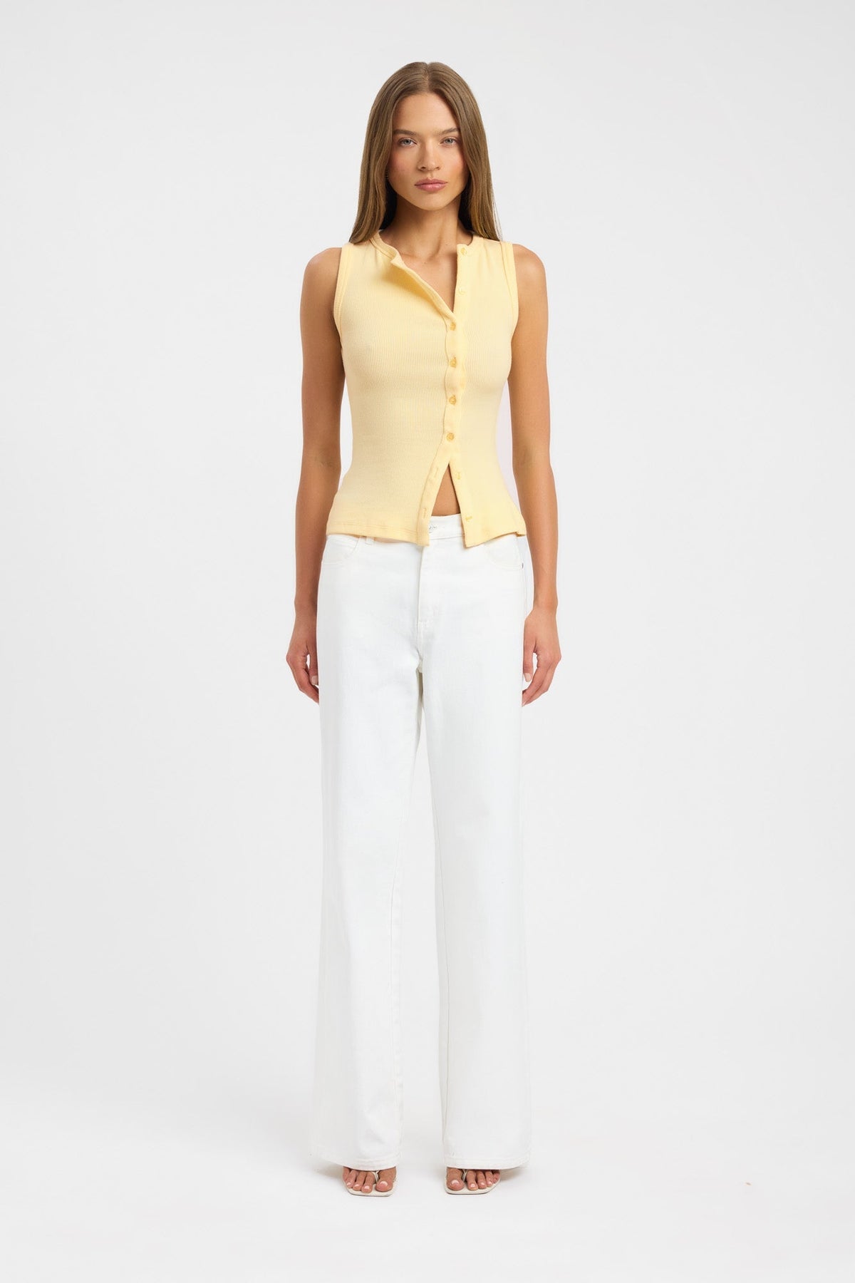 Bec Button Tank